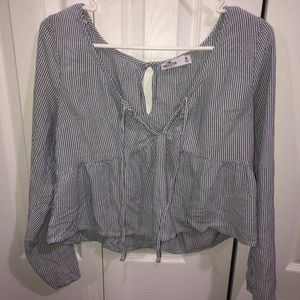 HOLLISTER STRIPED BLOUSE